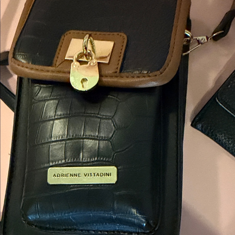 Adrienne Vittadini Elegant Black and Tan Crossbody Bag with wallet - Picture 3 of 11